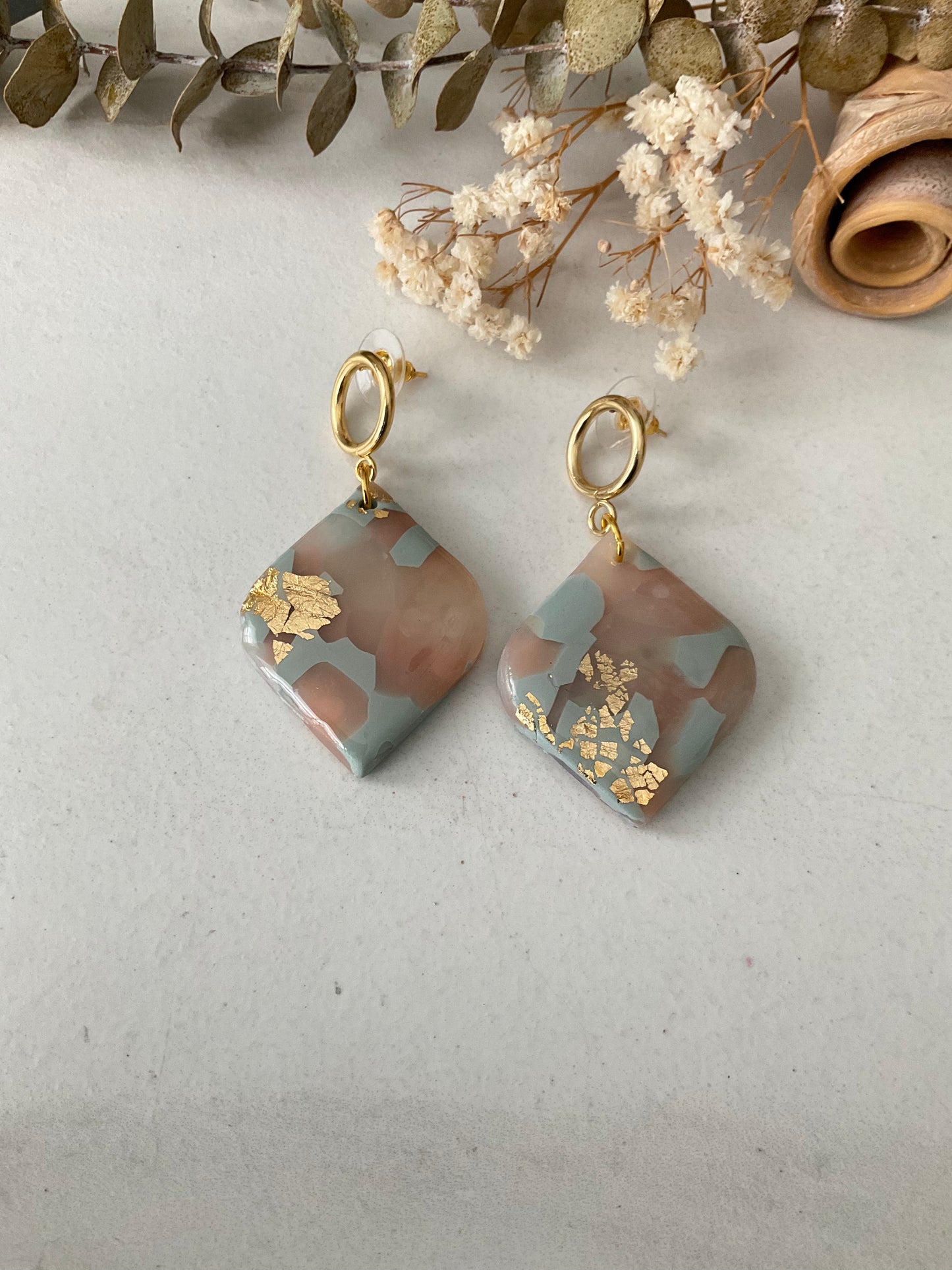 Blue Summer in Multiple Colors with Metal Detail