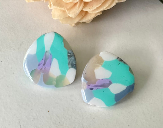 Ocean Mist in Multiple Colors with Metal Detail