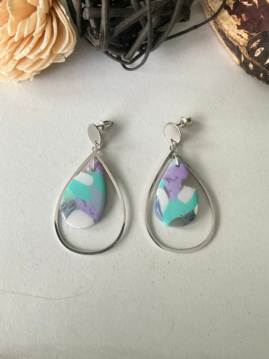 Ocean Mist in Multiple Colors with Metal Detail