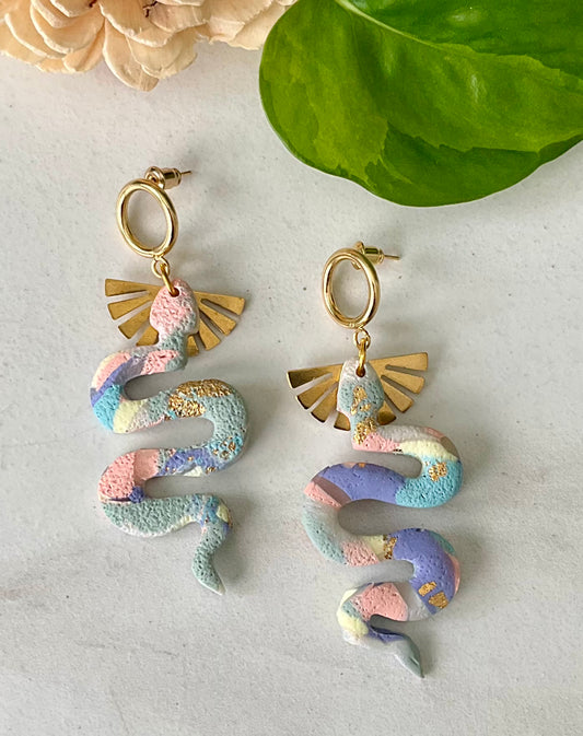 Y2clay in Multiple Colors with Metal Detail